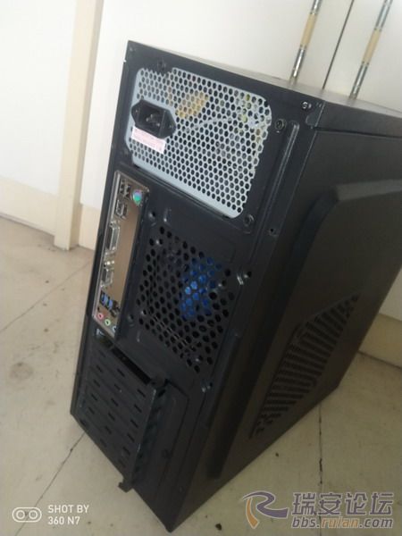 电脑一套,23.8寸dell高级显示器,500g机械硬盘,cpu g3900,微星主板h110,ddr... 二手置换